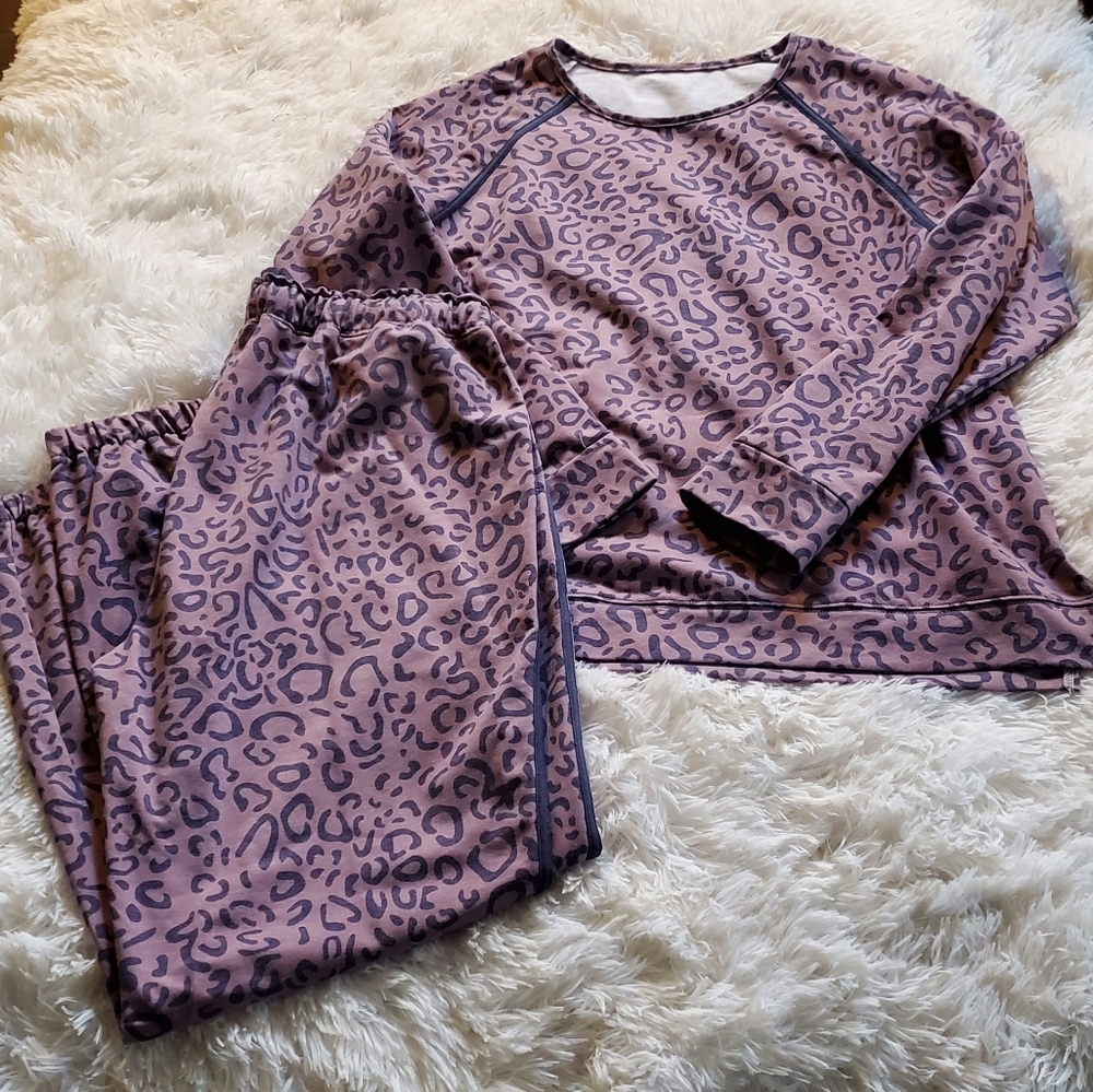 Leopard print Lounge set